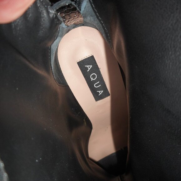 Black snakeskin python ankle boots, size 8 - Picture 5 of 7